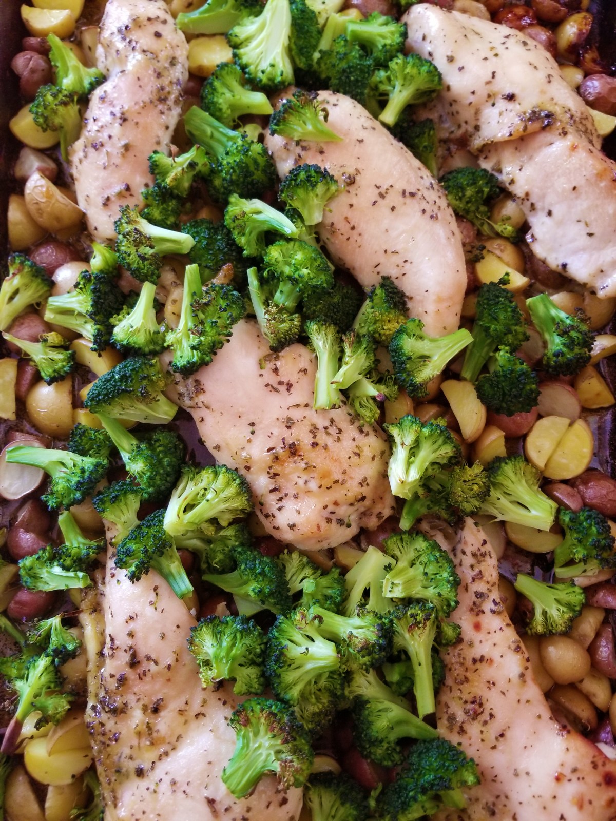One Pan Honey Garlic Chicken and&nbsp;Veggies